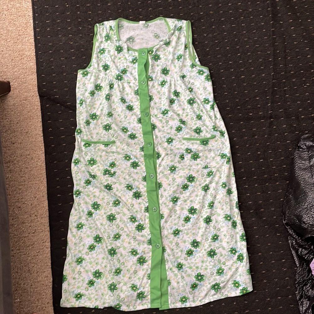 Green floral house dress size XXL